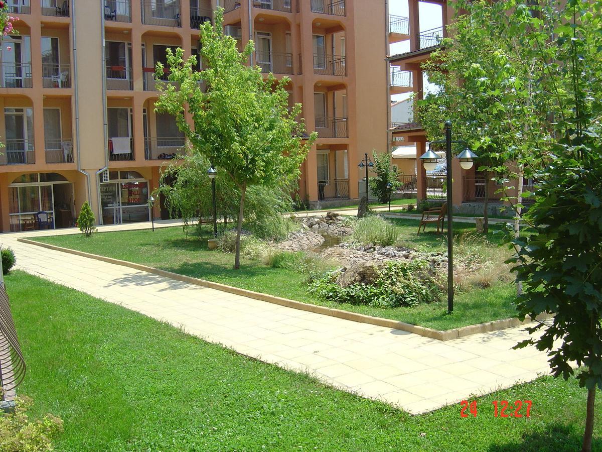 Casa Brava 2 Apartments Sveti Vlas Exterior photo
